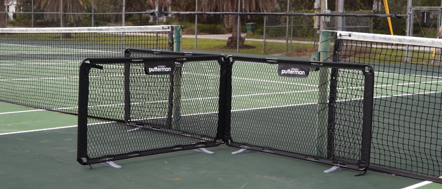 Portable Pickleball Divider Panels - Play and Sync