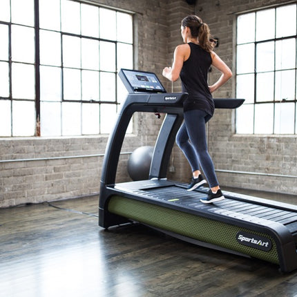 SportsArt G690 Verde Status Eco-Powr Treadmill | 10-6884 - Play and Sync