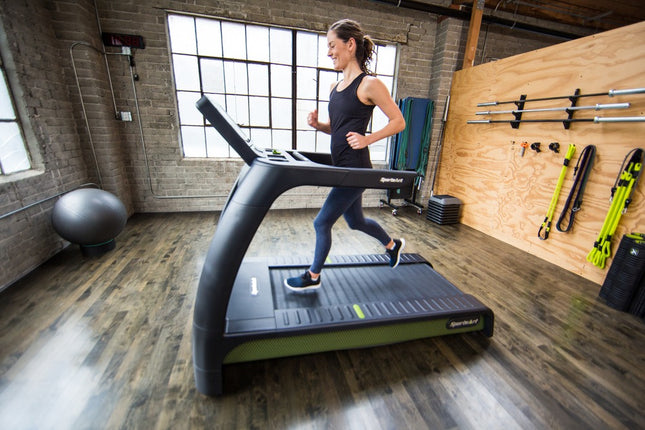 SportsArt G690 Verde Status Eco-Powr Treadmill | 10-6884 - Play and Sync