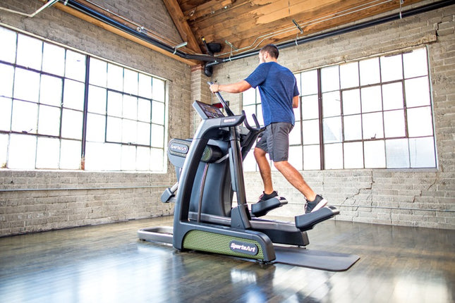 SportsArt G886 Verso Status Eco-Powr Cross Trainer | 10-6885 - Play and Sync