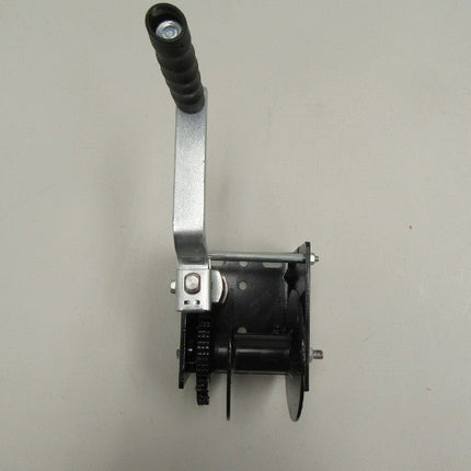 First Team Worm Gear Driven Winch FT8100W FT8100W - Play and Sync