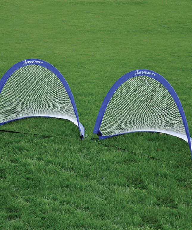 Jaypro Sports Soccer Pop-Up Trainers with Bag (6 ft.W x 3 ft.4 in.H x 3 ft.4 in.D) (Blue) SGPU7240B - Play and Sync